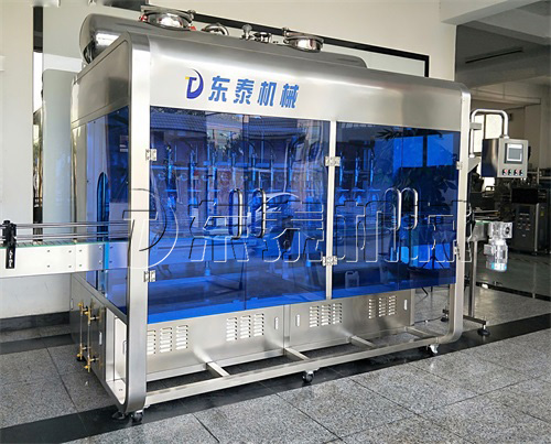 全自動食用油灌裝機日常維護(hù)別放松，東泰替你把關(guān)